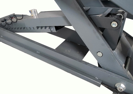 Ultra dünner kleiner Autolifter mit Doppelzylinder-Hydrauliklift Liftkapazität 4000 kg