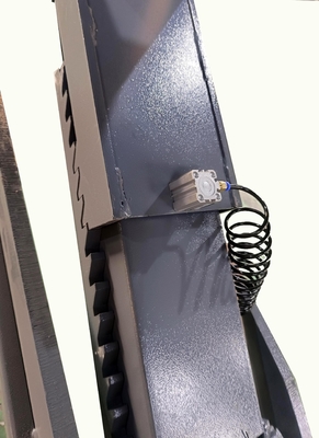 Ultra dünner kleiner Autolifter mit Doppelzylinder-Hydrauliklift Liftkapazität 4000 kg